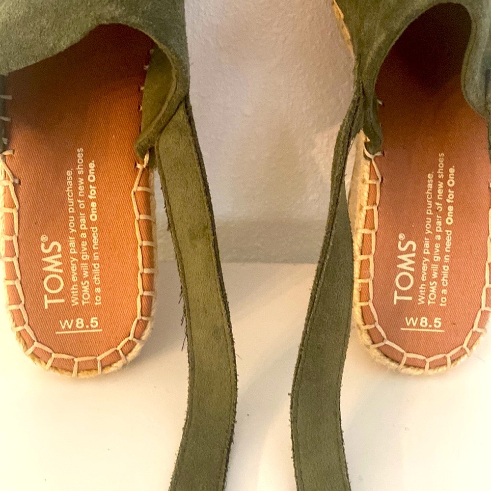 Toms wedge